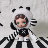 POP MART-θ SKULLPANDA - Colección"Off Mode"Colgante de Peluche - Modo Yo (Secreto)