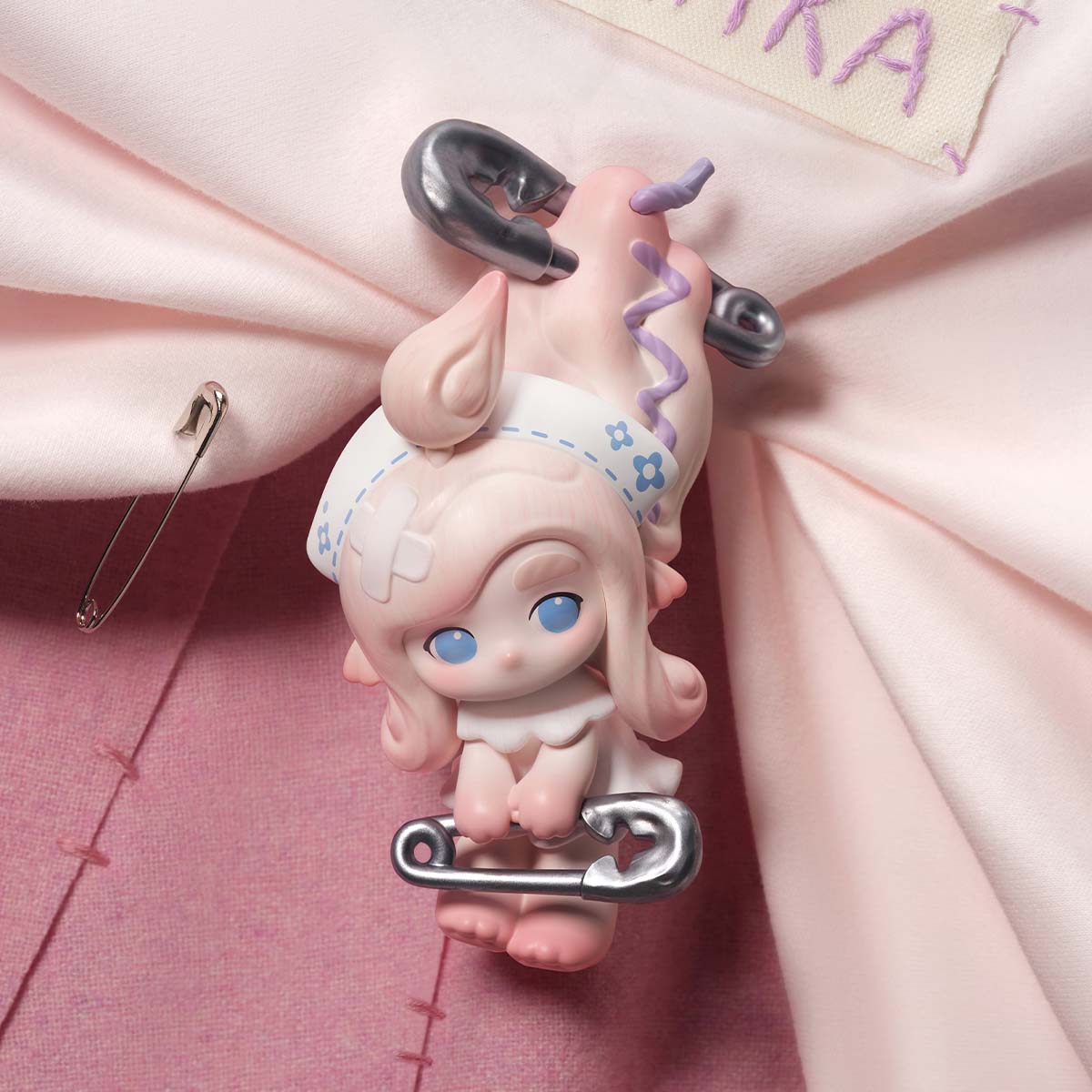 POP MART フィギュア chaka CHAKA Stitch by Stitch Series Figures|POP MART US Official