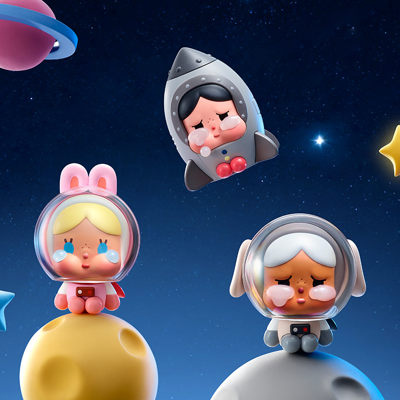 CRYBABY CRYING TO THE MOON-SITTING SERIES FIGURES