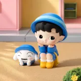 POP MART-HACIPUPU × CRAYON SHINCHAN - Colección"Un día en Kasukabe"Figuras en Cajas Misteriosas - El recién Llegado al Jardín de Infancia