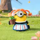POP MART-Minions - Colección"Bello World"Figuras en Cajas Misteriosas - Carl de la Recolección de Tulipanes