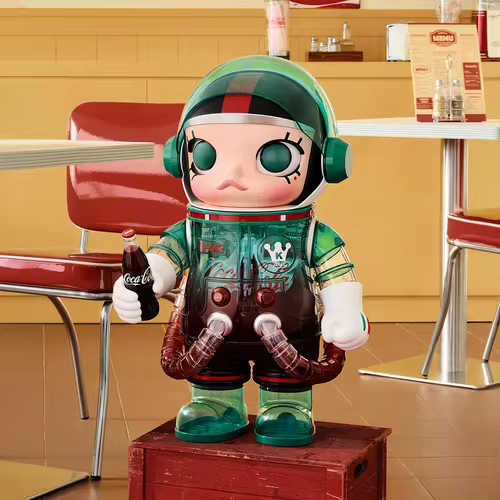 MEGA SPACE MOLLY 1000% Iconic Coca-Cola