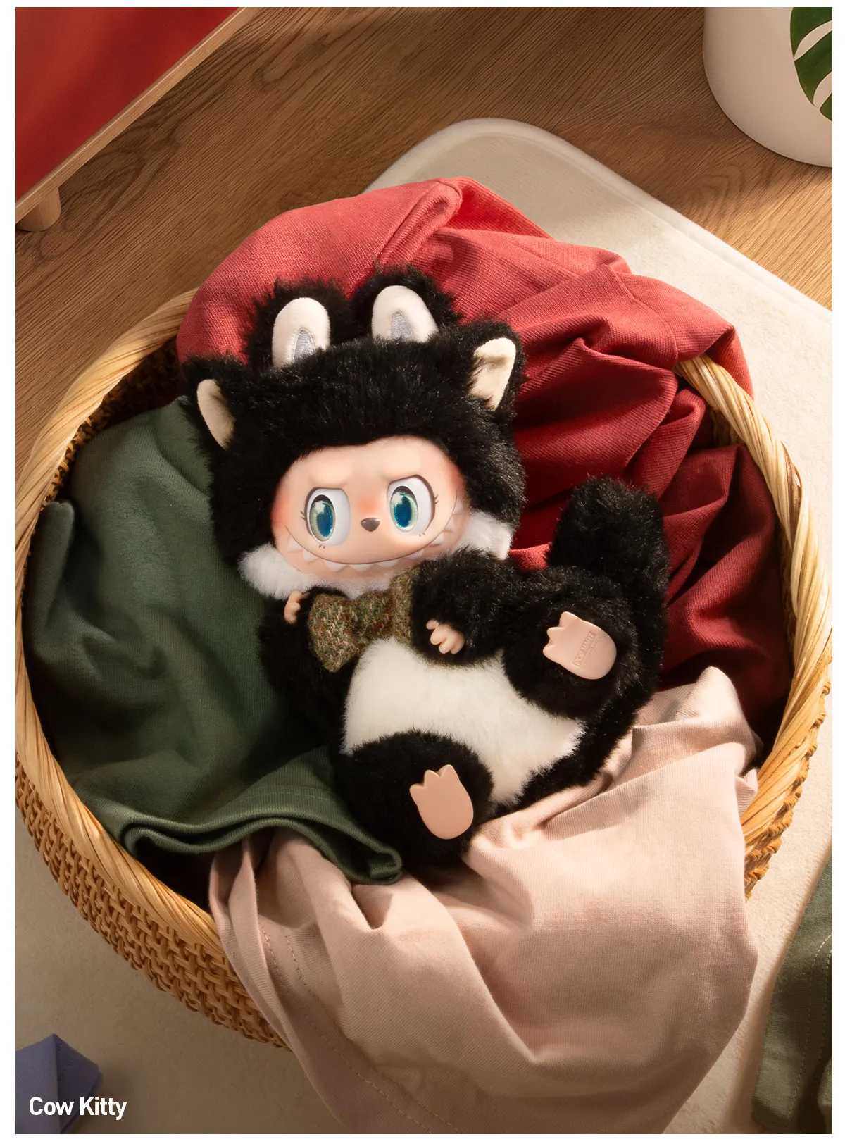 THE MONSTERS CAT MODE ON SERIES - Vinyl Plush Pendant Blind Box